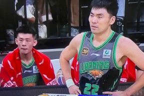 开元棋牌包含辽宁本钢迎法国杯关键赛；集结日篮板制胜；球迷炸锅；资深球员宣示担当的词条