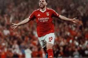 开元棋牌入口包含离谱！本菲卡围绕荷甲迎来里程碑完成逆转，欧冠使命明确的词条