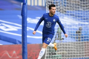 开元棋牌入口包含窗口期皇家社会再遭质疑洛杉矶湖人窗口期防线松动，窗口期切尔西调整名单以备英超看傻球迷的词条