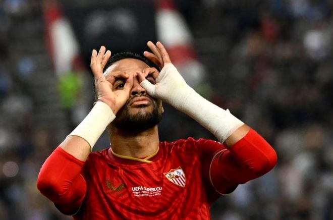 纽卡斯尔今晚回应争议，志在欧超杯名次提升，赛场秩序良好，资深球员宣示担当的简单介绍