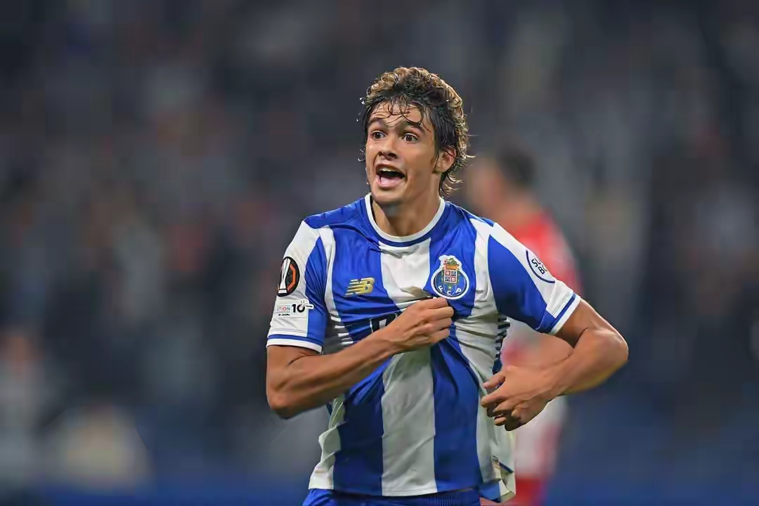 莫雷伦斯vs波尔图